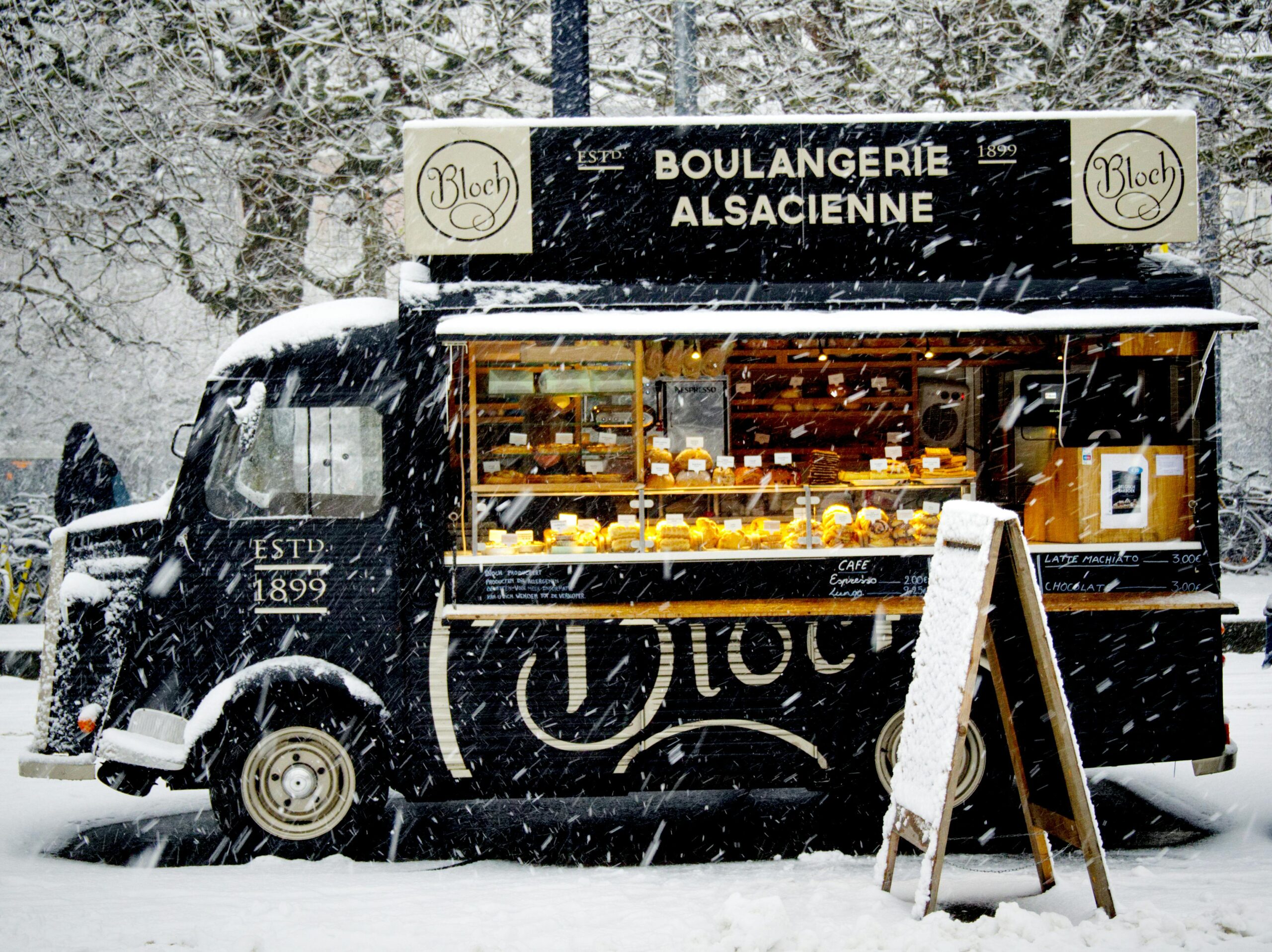 Pourquoi choisir un foodtruck pour votre évènement ? L’avis de MGN Events, agence évènementielle à Strasbourg