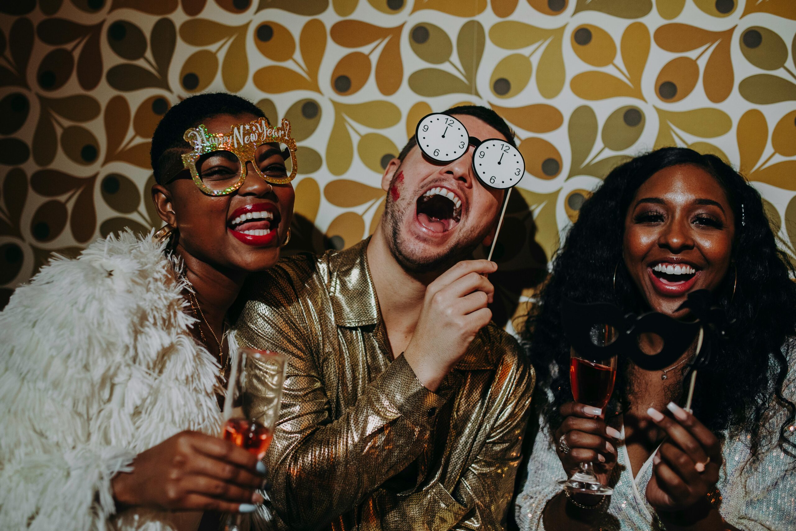 Comment personnaliser son photobooth pour un événement inoubliable ? MGN Events, agence évènementielle à Strasbourg Comment personnaliser son photobooth pour un événement inoubliable ? MGN Events, agence évènementielle à Strasbourg