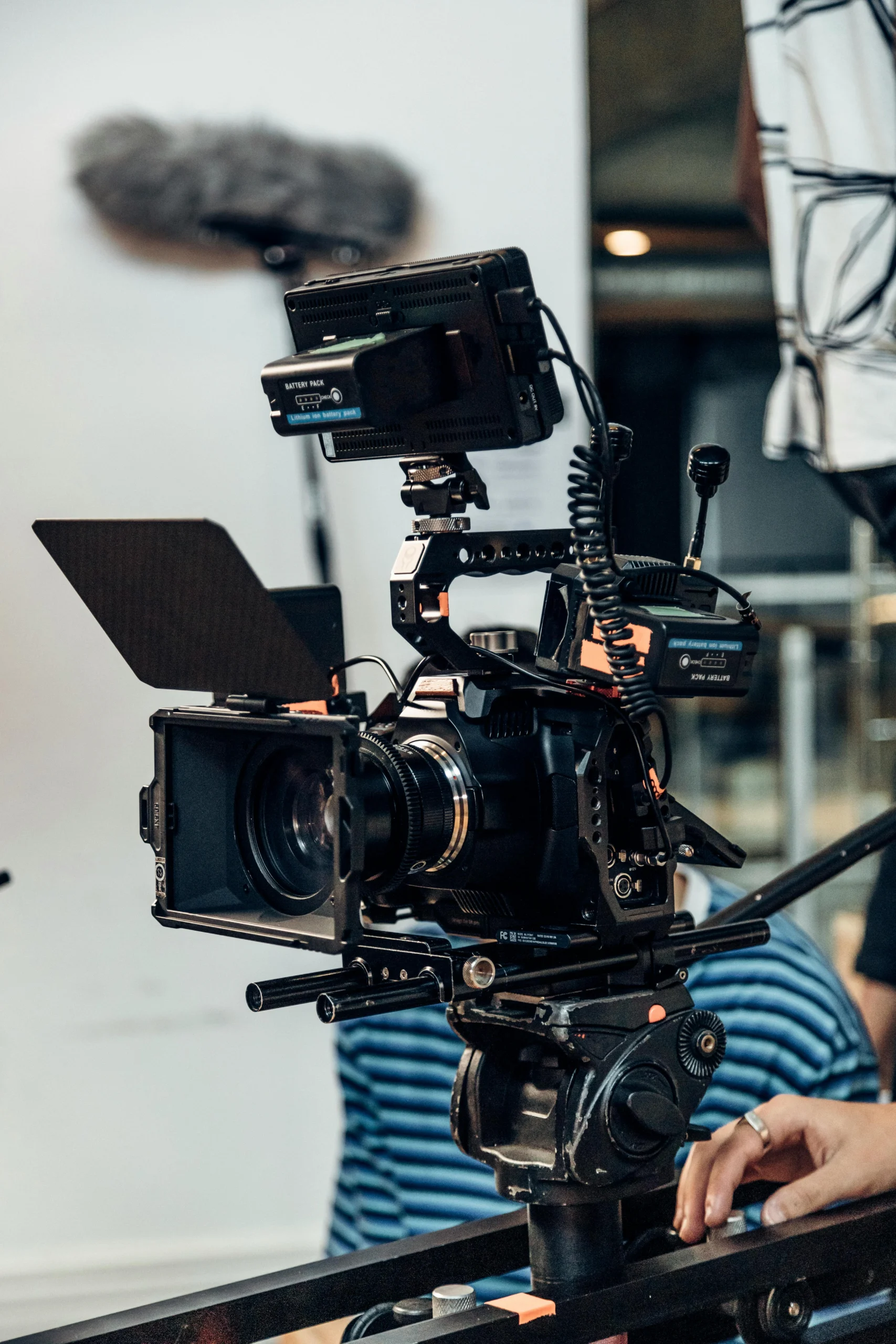 Événement multi-site : la solution stratégique pour fédérer vos équipes à distance Événement multi-site : la solution stratégique pour fédérer vos équipes à distance